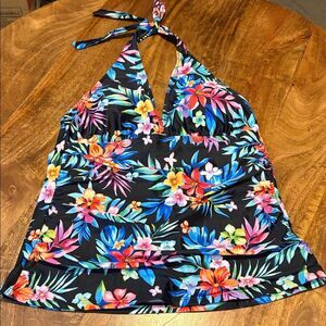 NWOT Daci halter tanking top large